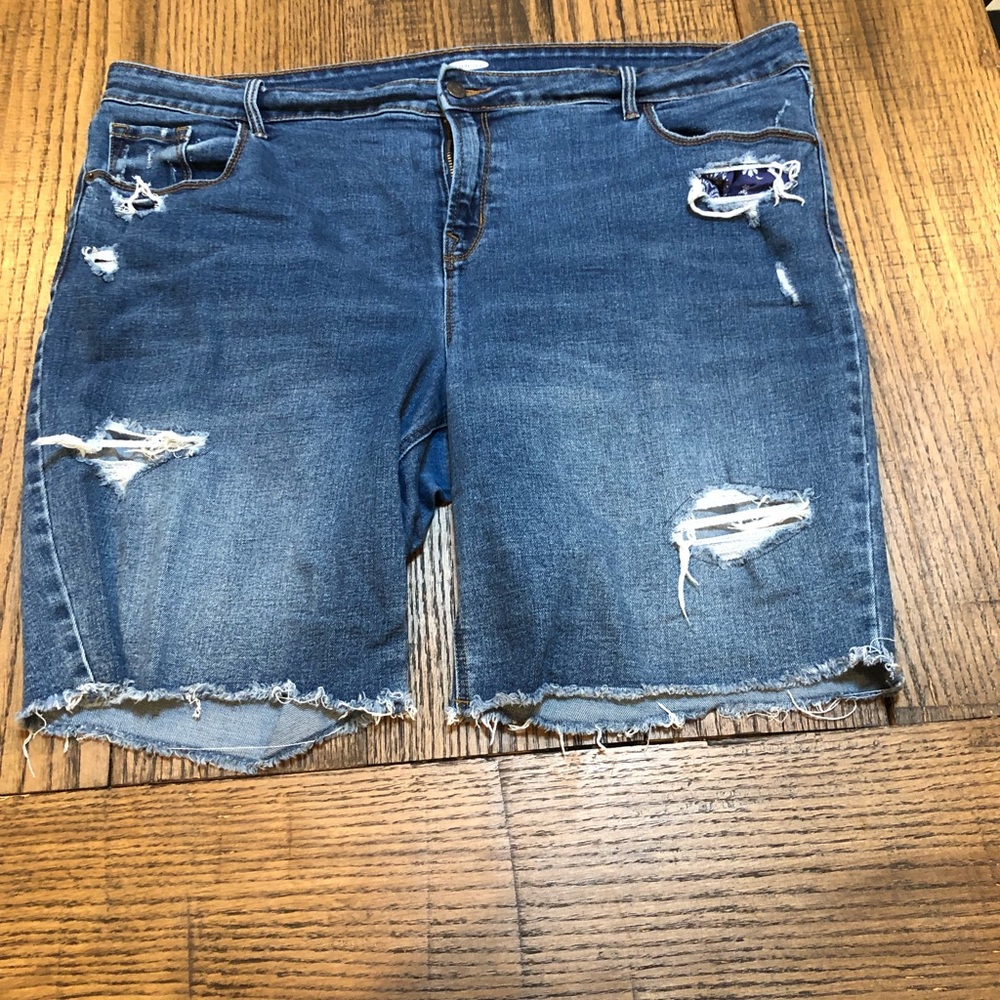 Distressed jean shorts